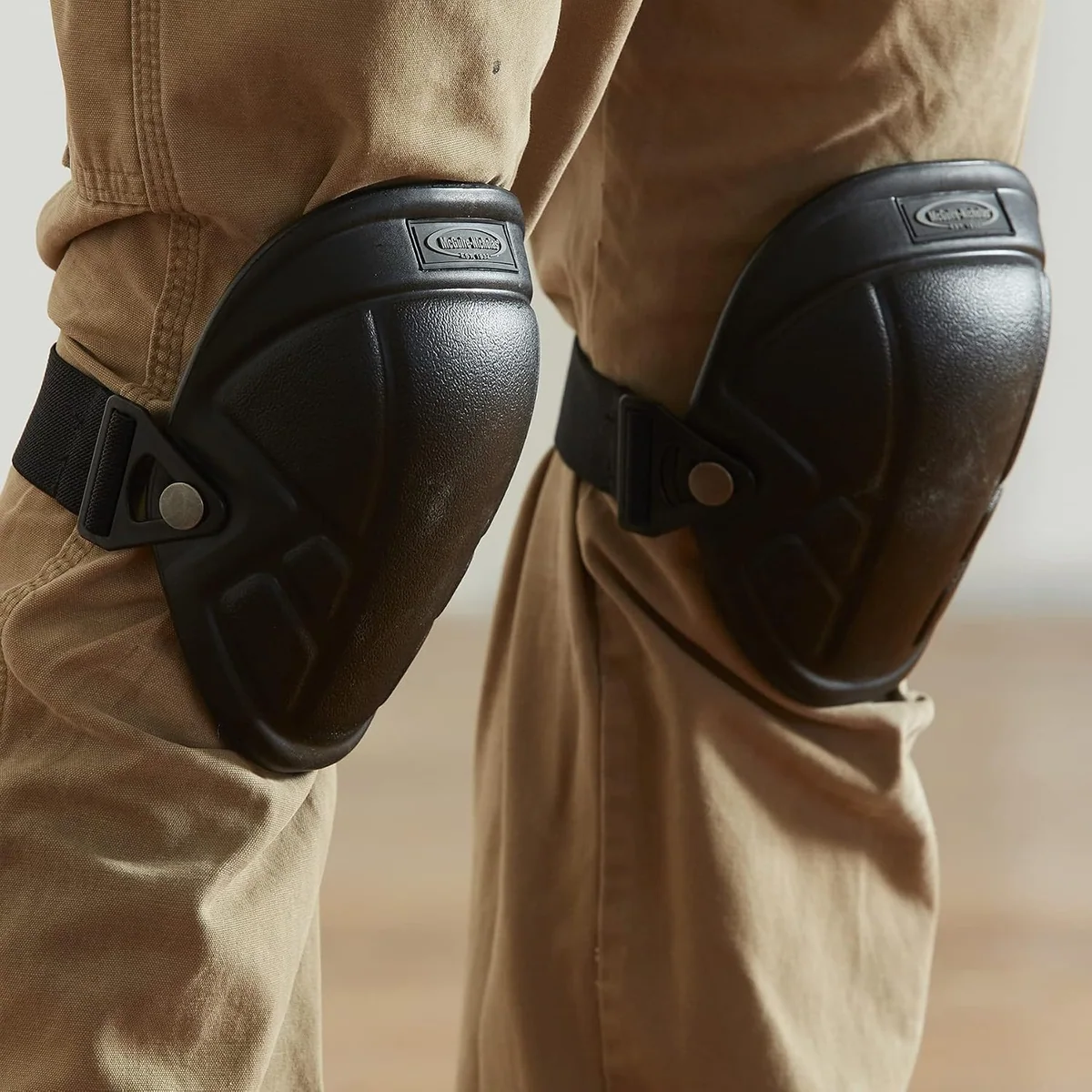 McGuire-Nicholas Tuff Shell Knee Pads